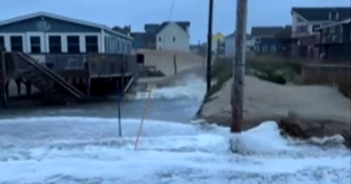 Powerful nor'easter to bring more flooding to Northeast; Hawaii braces for Hurricane Nolo