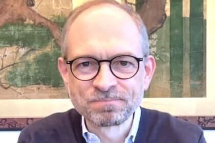 Software developer says there's a "dangerous gap opening up" between AI power and alignment