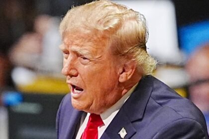 Trump rejects calls to rein in AI: "We're gonna encourage it"