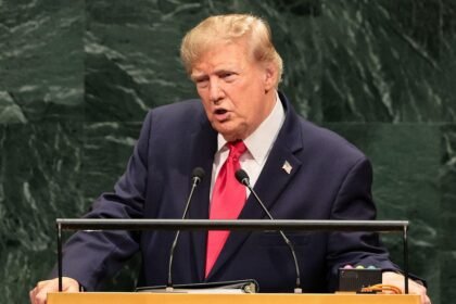 Trump tells U.N. General Assembly he will either strike a deal with Iran or "annihilate" country