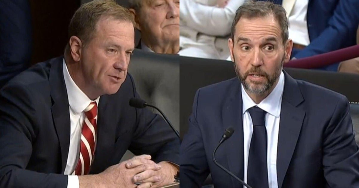 Watch: Sen. Schmitt appears to confuse basketball teams while calling Jack Smith a "dirtbag"