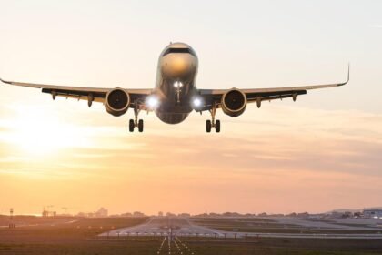 Winter holiday flight prices reach 10-year high in U.S. as Iran war sends fuel costs soaring