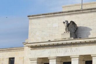 U.S. Federal Reserve moves on proposals to implement GENIUS Act for stablecoins