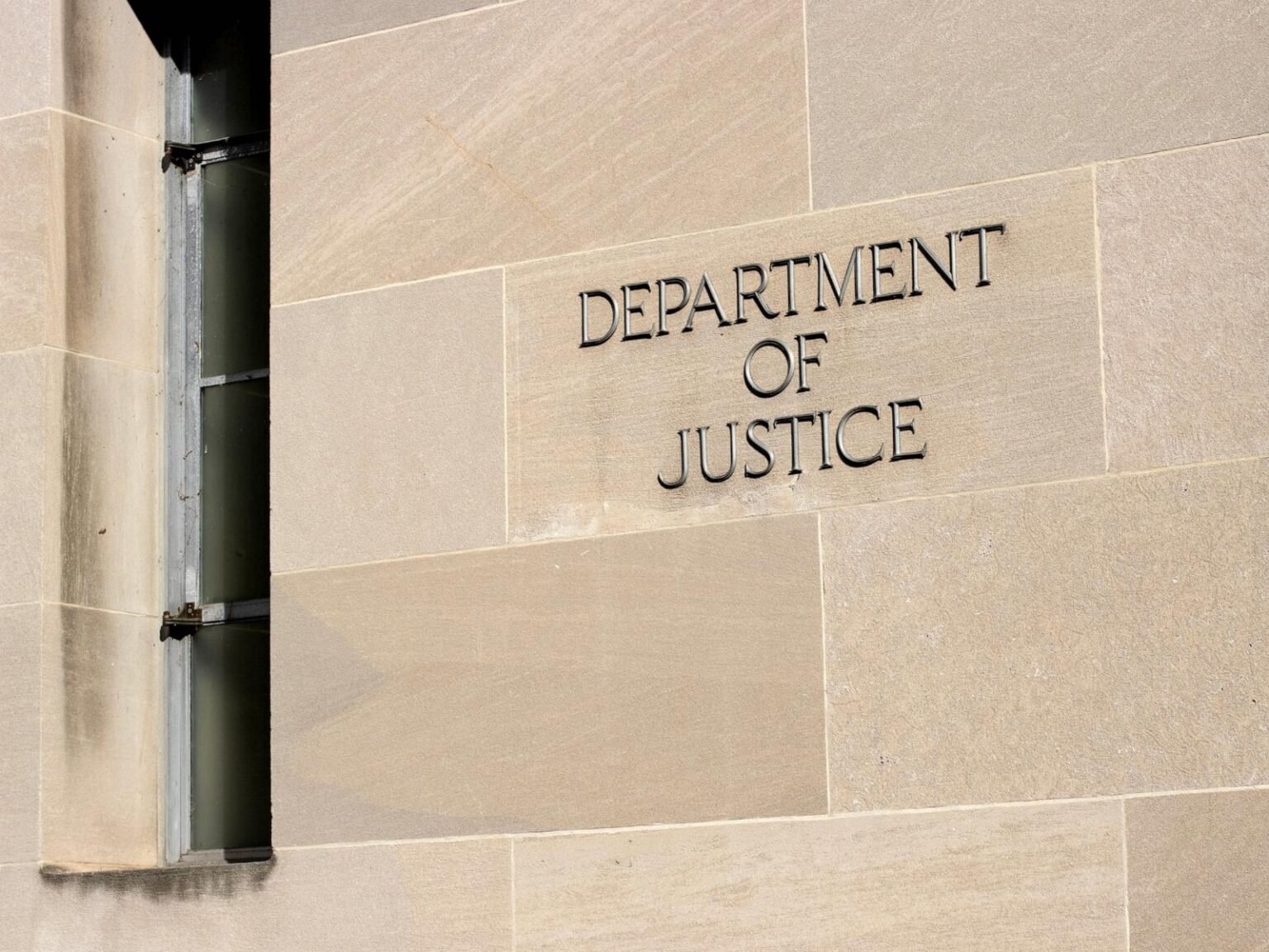 Another Trump loyalist helping lead probe into Trump investigations resigns