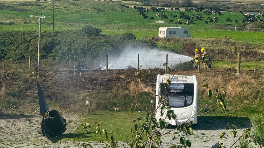 Pilots who ejected moments before crash expected to recover fully