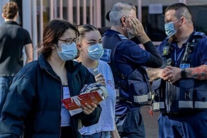 Why was the Kent meningitis outbreak so severe?