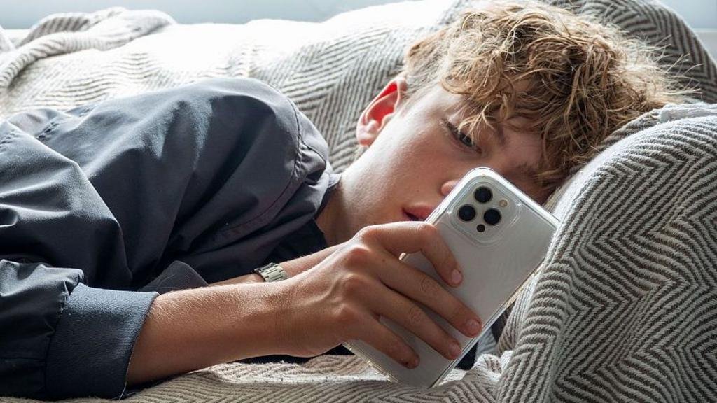 WhatsApp introduces optional parental controls for teenagers