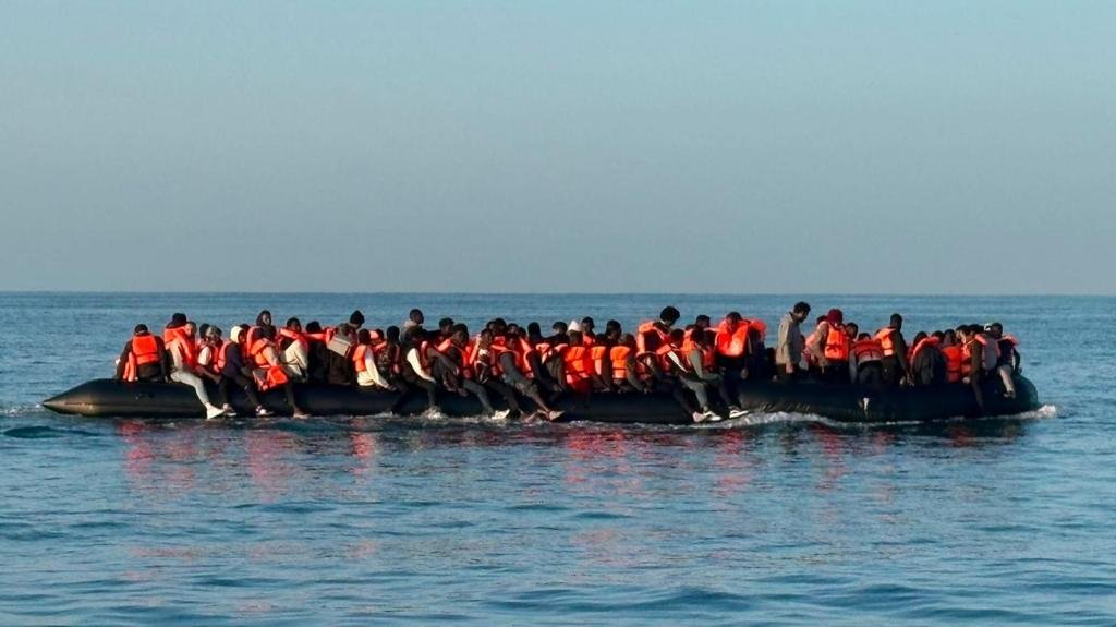 Teen who piloted Channel boat with 165 migrants jailed