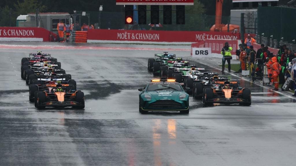 F1 reduces maximum distance of races by 15km