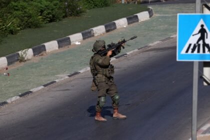 What’s behind reports that the Israeli army is low on troops, equipment?