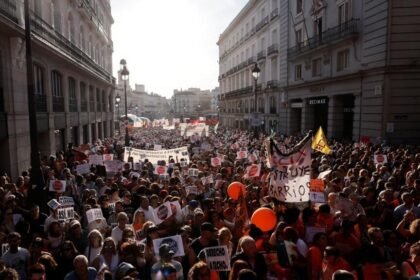 Thousands march in Madrid to protest eviction of 87-year-old woman