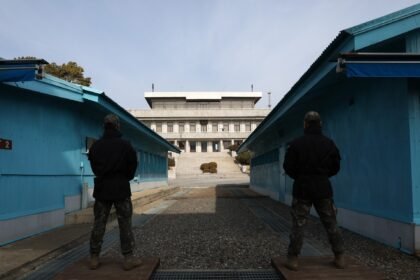 South Korea suspects North Korean mines behind DMZ blast