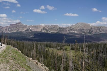 BASE jumper dies after falling from 700-foot Utah cliff