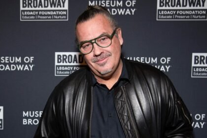 Singer-songwriter Duncan Sheik dies at 56
