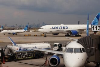 Flights disrupted at NYC-area airports due to equipment outage, FAA says