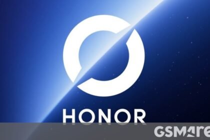 Honor 700 Pro with its rear screen to be joined by three other interesting phones this year