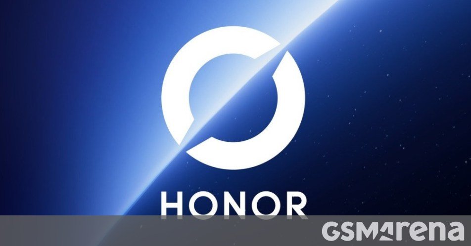 Honor 700 Pro with its rear screen to be joined by three other interesting phones this year