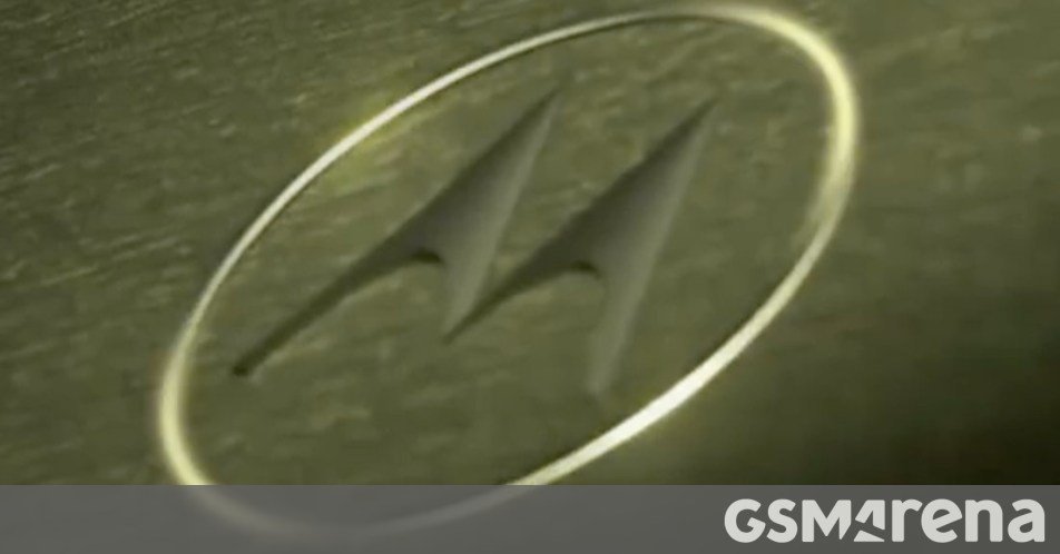 This is when Motorola is unveiling the Signature 27