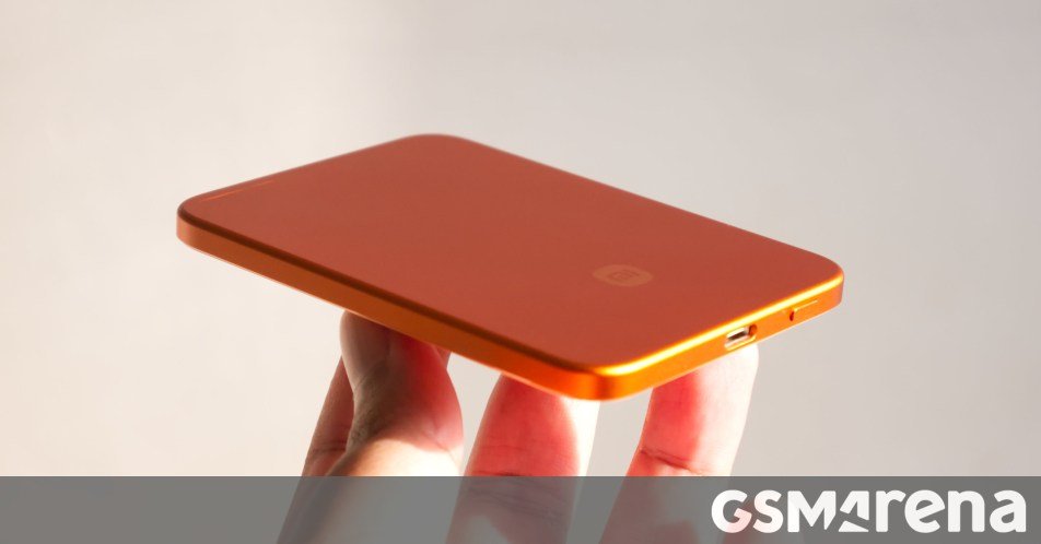 Xiaomi UltraThin Magnetic Power Bank 5000 15W review