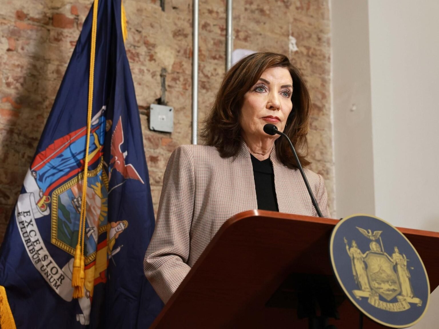 Gov. Hochul calls for 'independent review' of Cornell response to alleged group rape