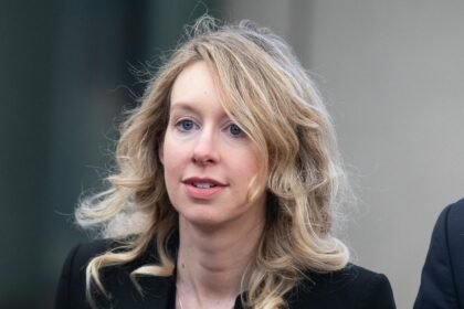 Elizabeth Holmes scheduled to move to halfway house in August 2027