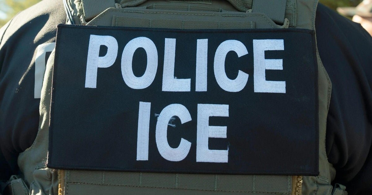 ICE agent shoots and wounds man in Austin, Texas