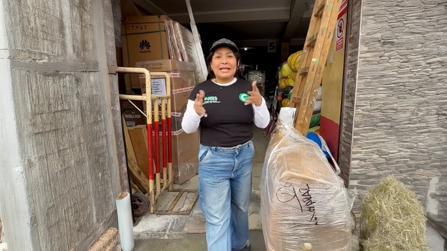Peruvian journalist shot dead after threatening to expose police
