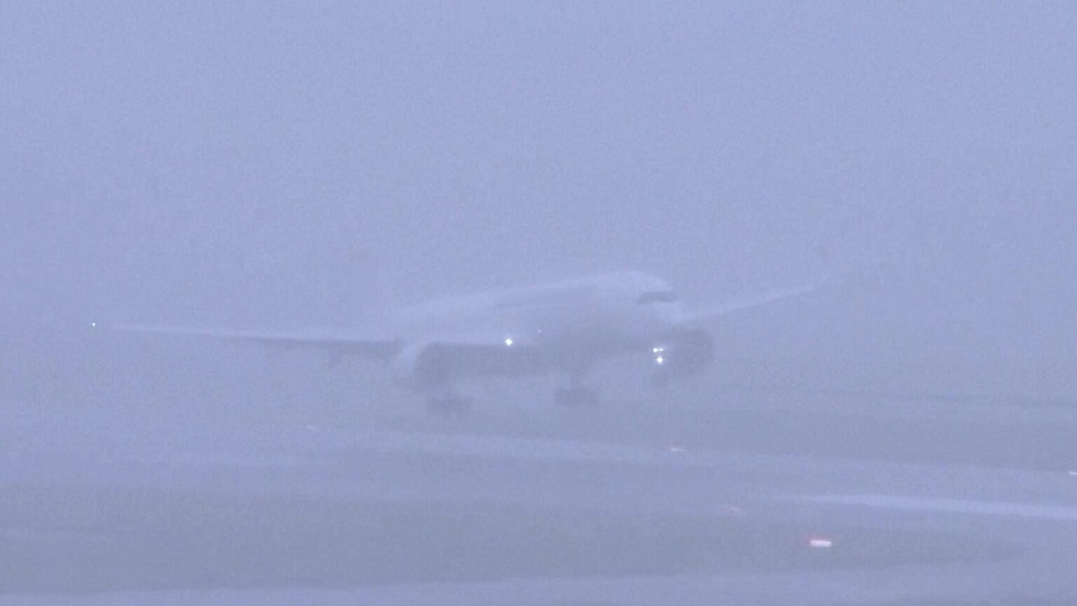 Airplane makes ‘miracle’ landing as Typhoon Dujuan hits Japan
