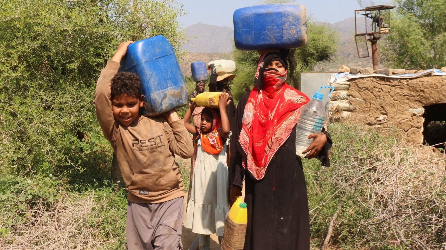 Families fleeing Yemen’s war face displacement, hunger and water shortages