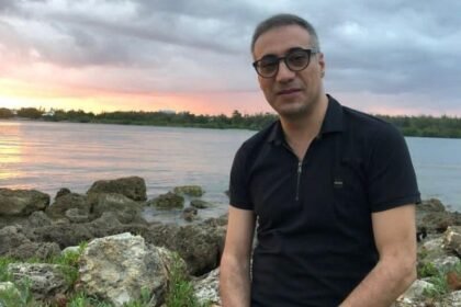 Senators press Rubio to prioritize release of American journalist held in Iran
