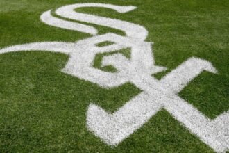 White Sox clinch AL playoff berth after 324 losses over past 3 seasons