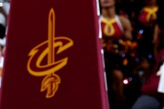 Sources: Cavaliers promoting Weems to take over GM role