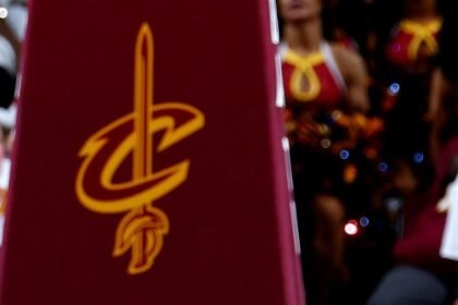 Sources: Cavaliers promoting Weems to take over GM role