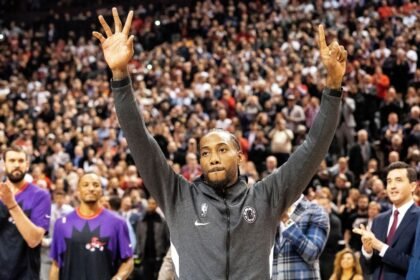 Raptors, Leonard agree to 2-year, $115M extension