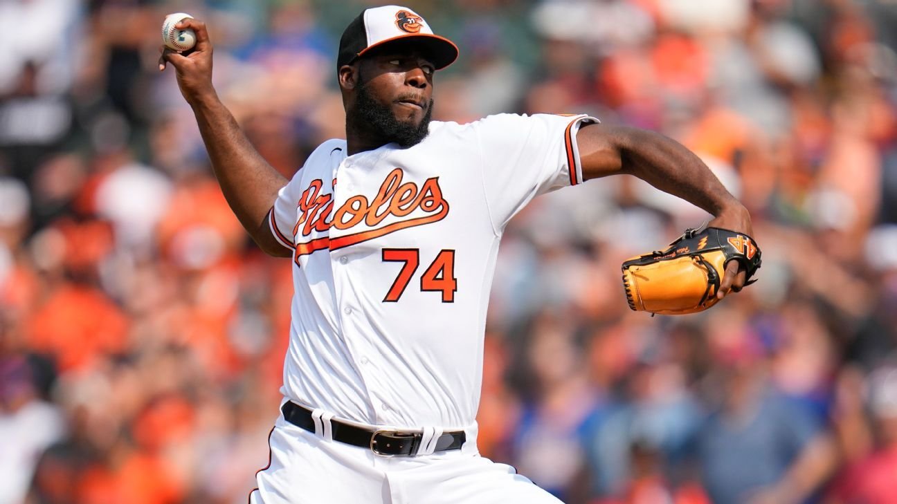 Orioles activate Bautista after 14-month absence; Mancini retires