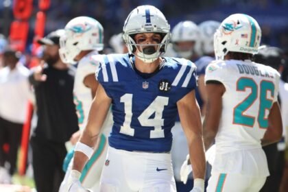 Colts officially place WR Pierce on IR with heel issue