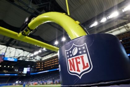 NFL to teams: Harris, Wright can't sign in '26 after brief LSU return