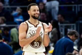 Sources: Warriors, Curry reach 2-year extension worth $116 million