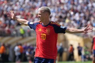 Transfer rumors, news: Bayern eye Barcelona World Cup-winning midfielder