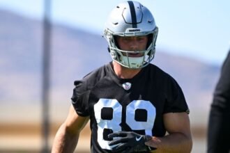Sources: Raiders set for TE Bowers to return vs. Saints