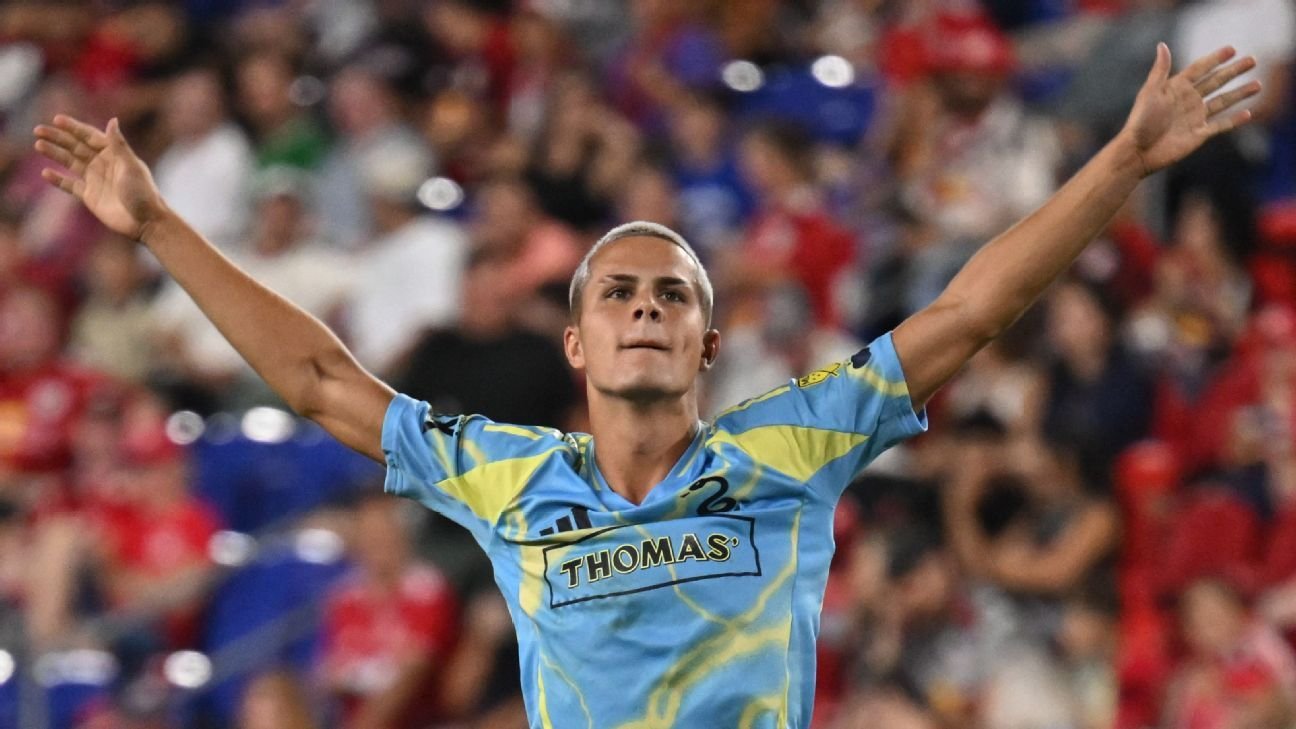 Transfer rumors, news: Real Madrid, Barcelona track Man City-bound USMNT star Sullivan