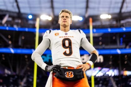 Burrow good to go, Stewart to debut for Bengals