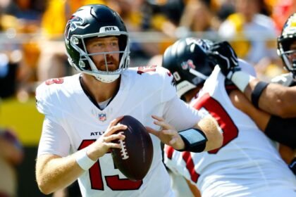 Sources: Falcons again turn to QB Rush vs. Panthers