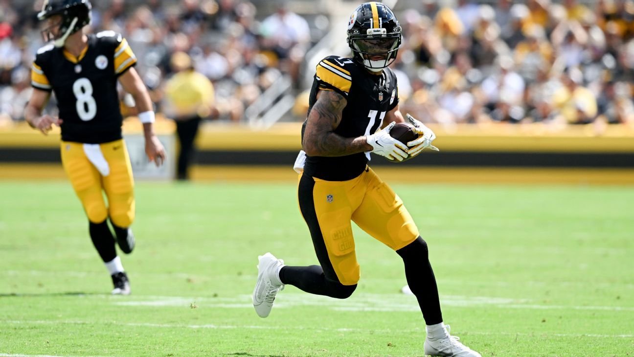 Steelers rule out WR Pittman Jr. vs. Patriots with foot injury