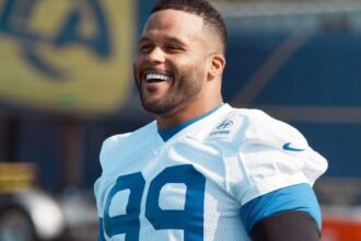 How much weight will Donald carry in his return to the Rams with Myles Garrett out?