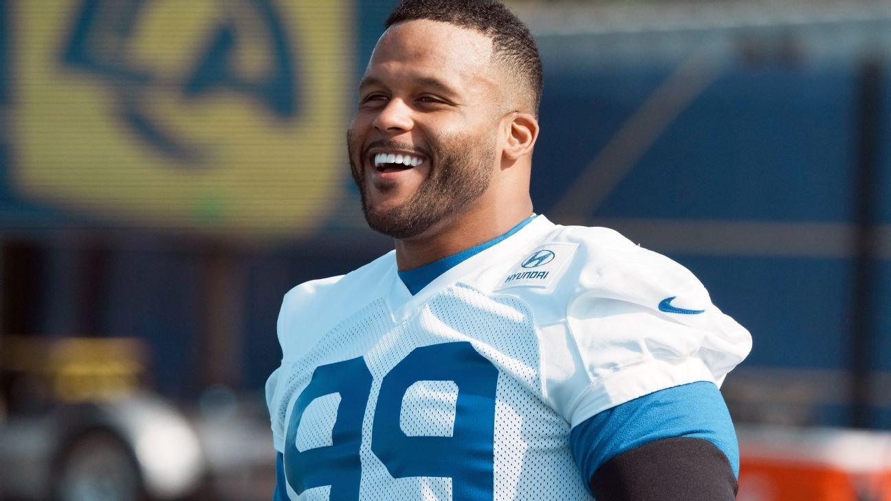 How much weight will Donald carry in his return to the Rams with Myles Garrett out?