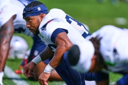 Pats RB Henderson declares self 'ready to go' after missing Week 1