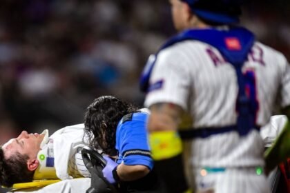Mets 1B Young will miss rest of season after collision