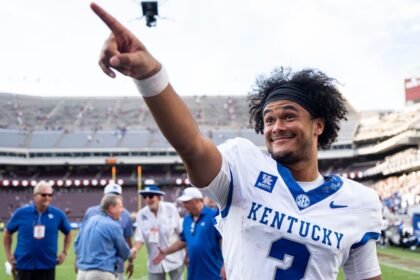 'Gigged 'em': Kentucky's jab after Texas A&M upset leads top trolls of CFB Week 3