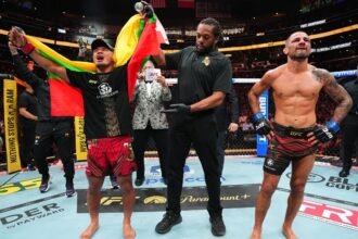 Van beats Pantoja again to validate win from December